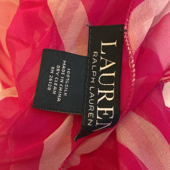 Ruffled Ralph Lauren 100% silk fuchsia pink scarf - Picture 2 of 3
